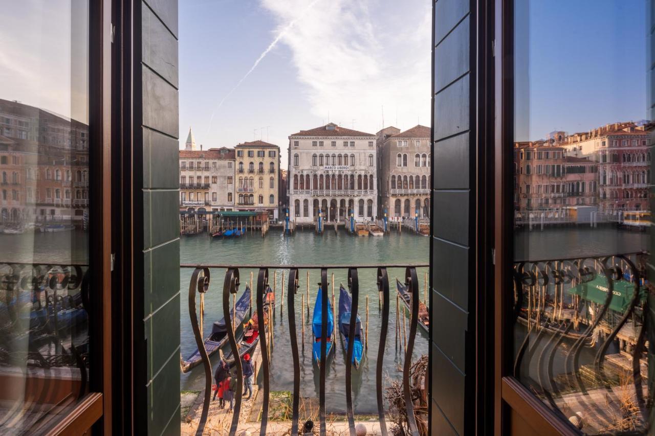 Design With Balcony On The Grand Canal R&r Apartament Wenecja