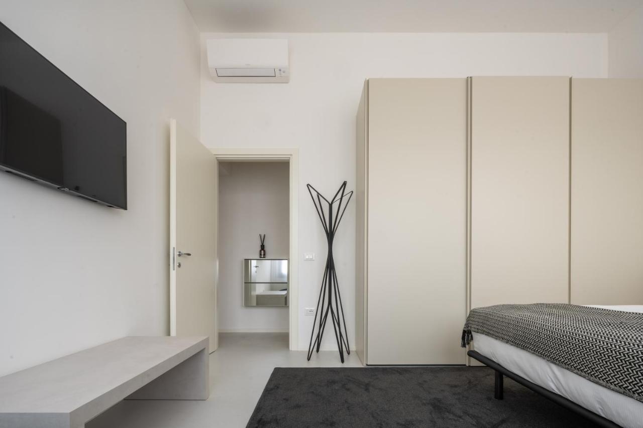 Apartament Design With Balcony On The Grand Canal R&r Wenecja