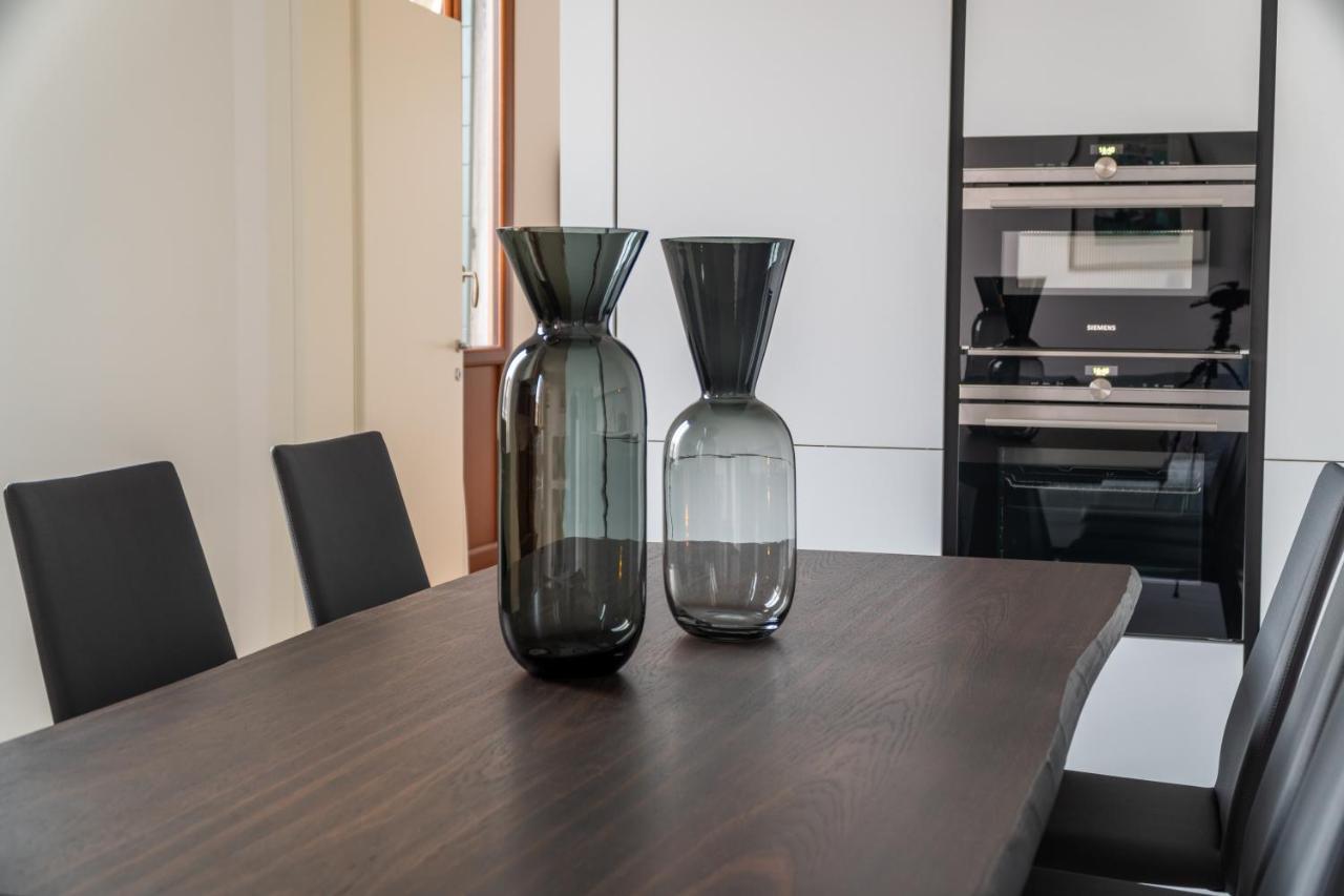 Apartament Design With Balcony On The Grand Canal R&r Wenecja