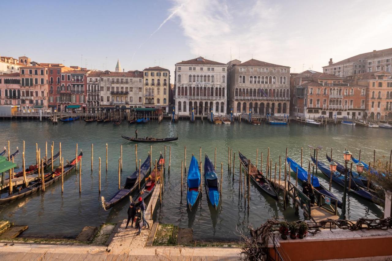 Apartament Design With Balcony On The Grand Canal R&r *